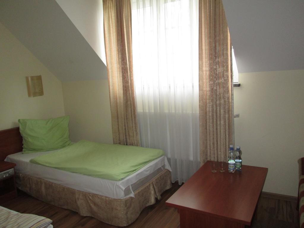 Magnat Hotel Restauracja Brodnica  Rom bilde